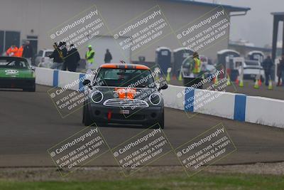 media/Jan-18-2026-CalClub SCCA (Sun) [[8bc6468723]]/Group 3 Race/Turn 1/